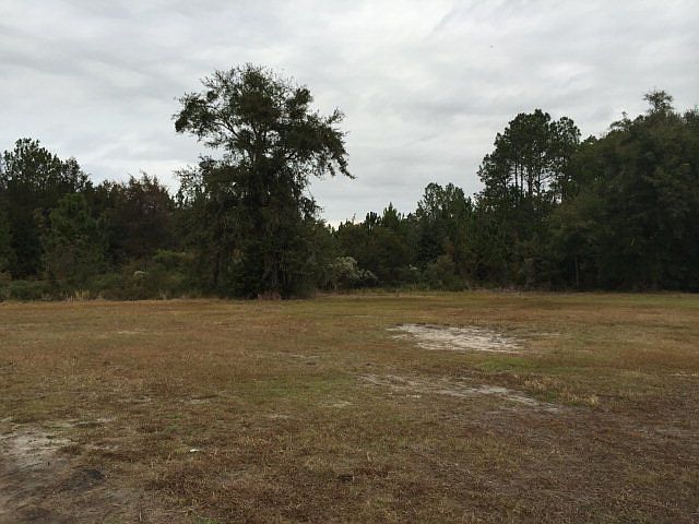 2nd image of N Hathaway Ave