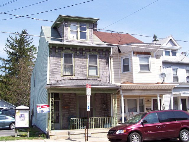 2nd image of 15 E Main St