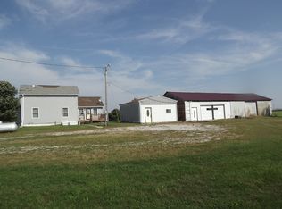 1584 N 2500 East Rd, Sheldon, IL 60966