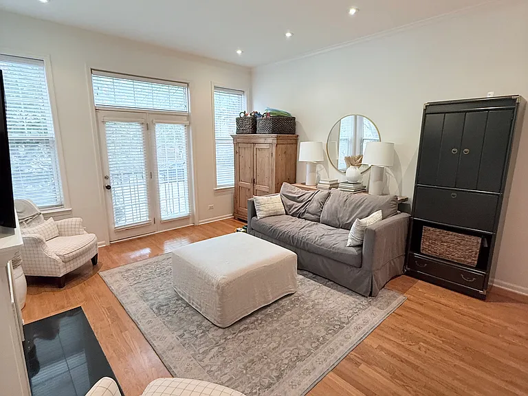 1822 N Sheffield Ave #B1 — Photo 4