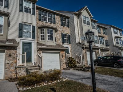 114 Sara Ln, Hanover, PA, 17331