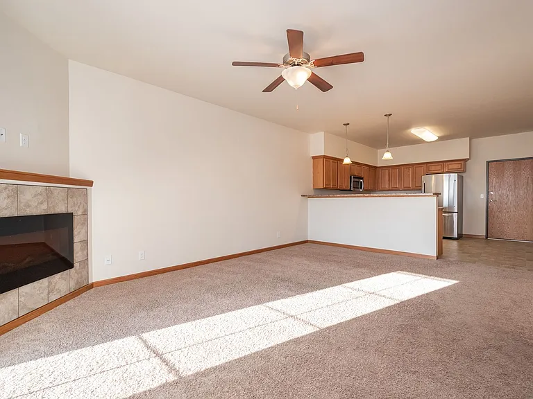 1680 Lincoln Dr — Photo 7