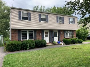 5665 Ellis Rd, Orchard Park, NY 14127