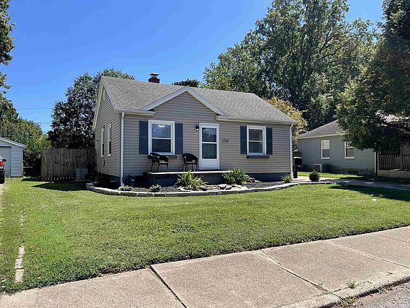 2nd image of 1318 S Parker Dr