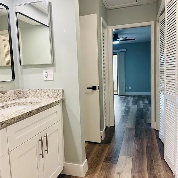 20 Lake Ct — Photo 9