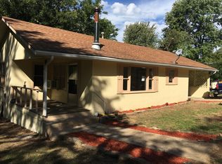 416 Spring St, Grove, OK 74344