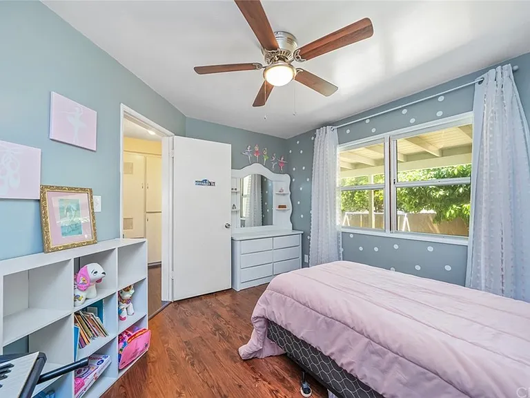 13528 E Russell St — Photo 9