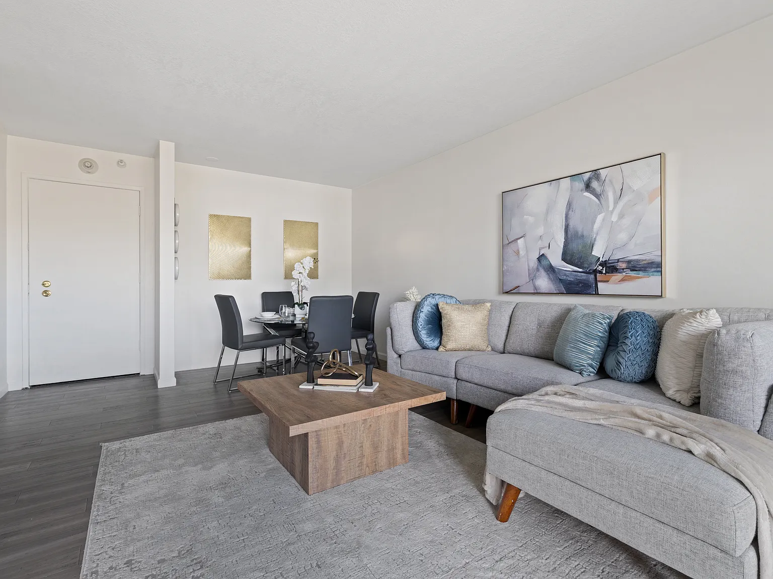 1 bed, 670 sqft, $2,495 — Photo 4