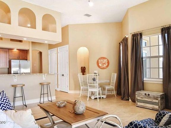 3rd image of 112 Mediterranean Way #112