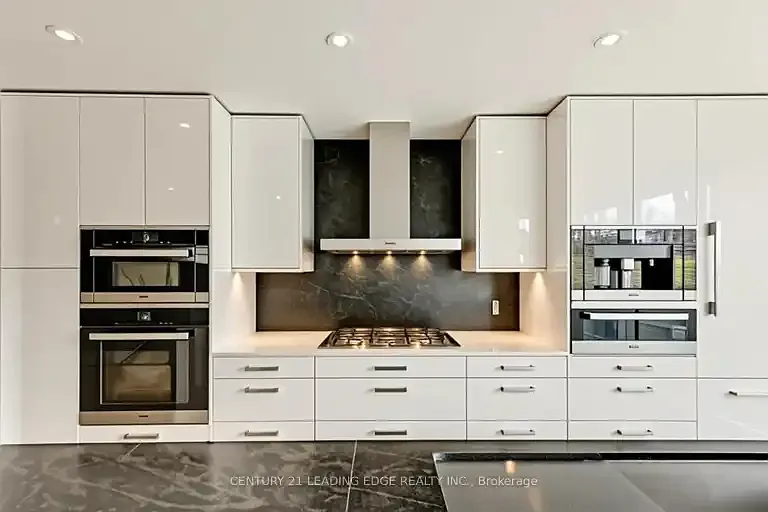 81 Dagmar Ave #1A — Photo 6