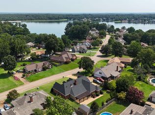 9633 Pine Point Dr, Lakeland, TN 38002