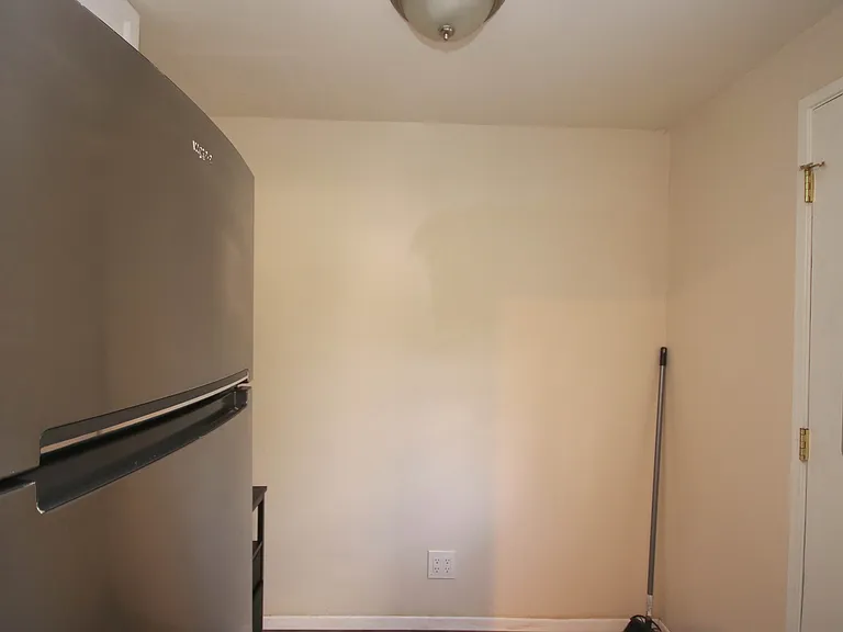 2455 Cooley Pl — Photo 16