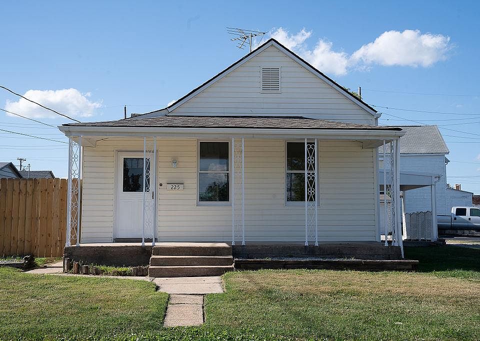 225 Dammert Ave, Saint Louis, MO 63125 | Zillow