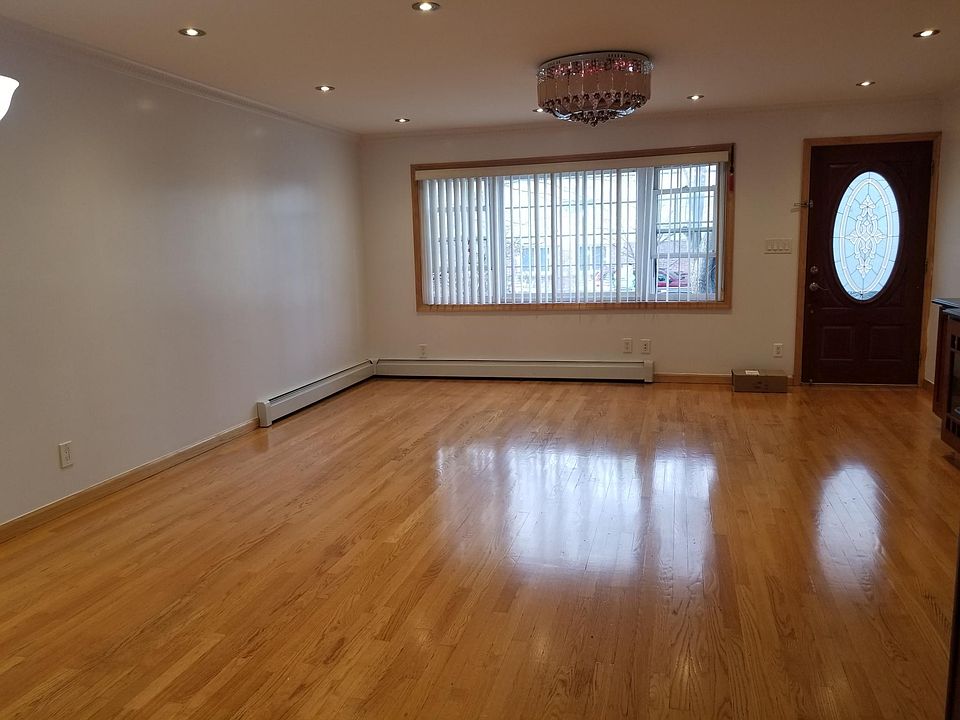 1st image of 150 15th Dr Floor 1