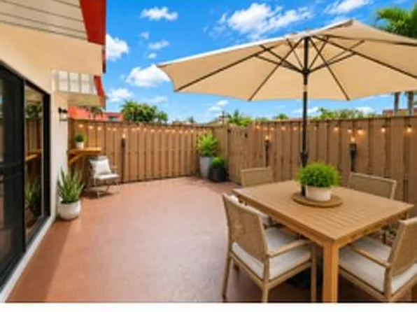 3310 Meridian Way S APT A, Palm Beach Gardens, FL 33410