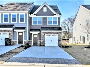 9 Country Dale Dr, Greer, SC 29650