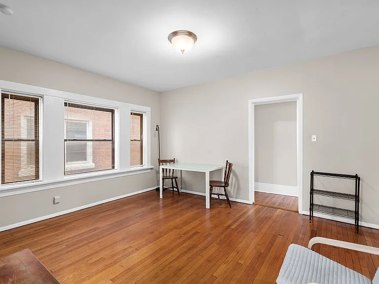 6010 Waterman Blvd — Photo 4