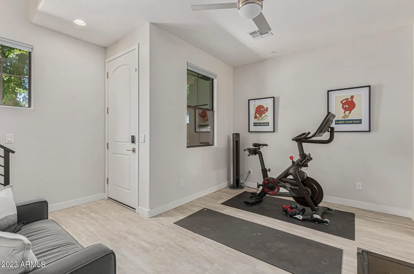 2 bed, 1575 sqft, $2,950 — Photo 1