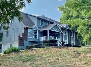 1101 SW 44th Street Dr, Blue Springs, MO 64015