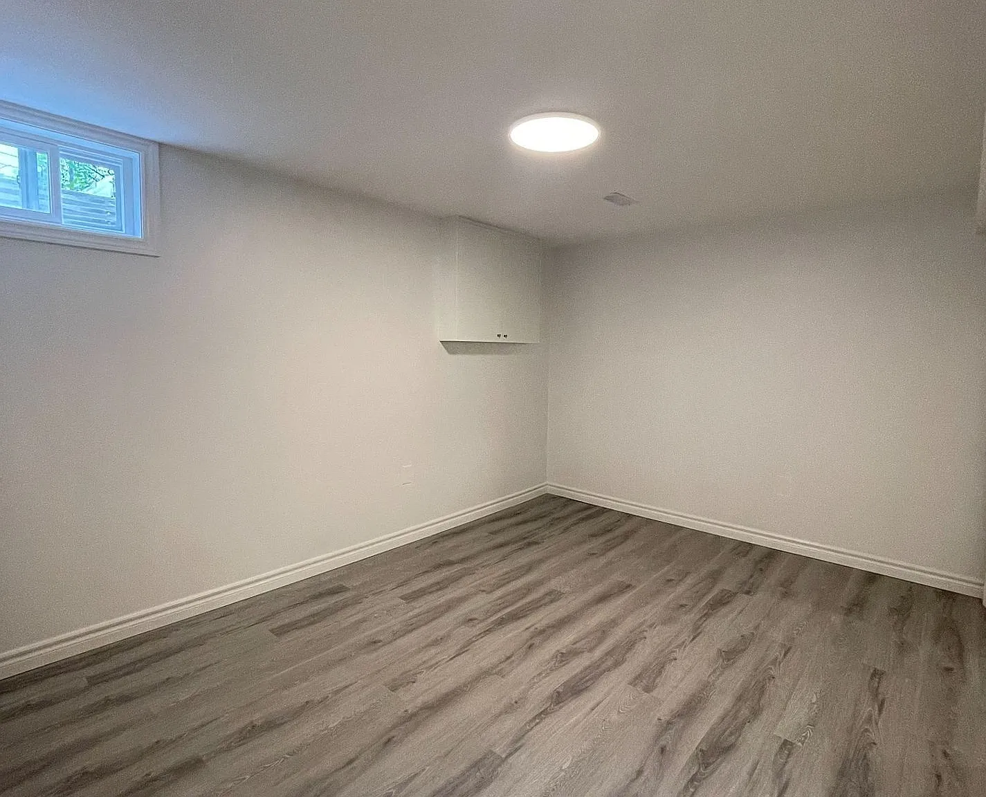 3 bed, $2,200 — Photo 3