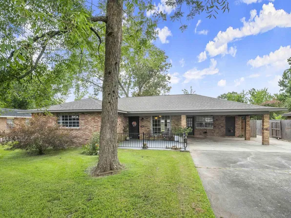 1607 S Sandra Ave, Gonzales, LA 70737