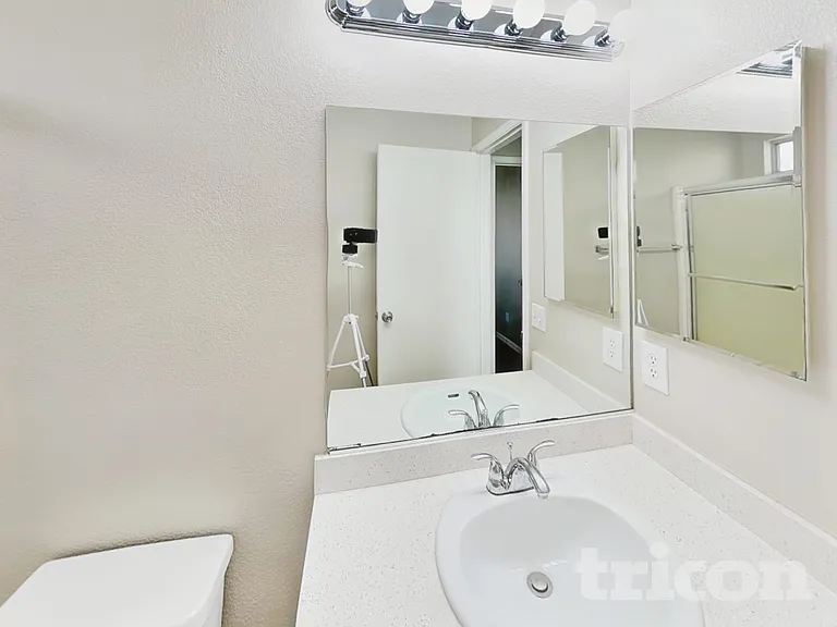 5044 Vista Del Rancho Way — Photo 13