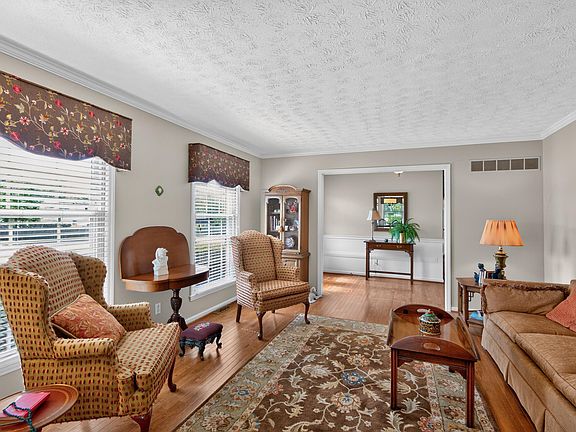 5th image of 3367 Clays Mill Rd