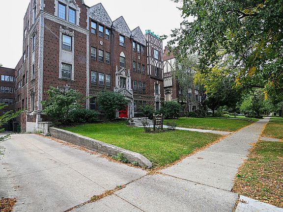 2nd image of 9823 Lake Ave #B204