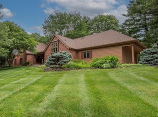 885 S Woodscrest Dr, Bloomington, IN 47401