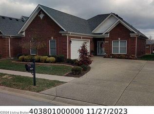 7121 Brett Frazier Dr, Louisville, KY 40291