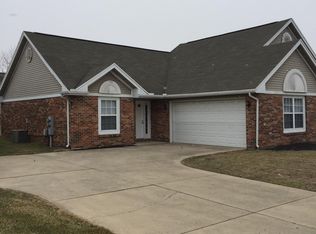 100 Heather Rd, Troy, OH 45373