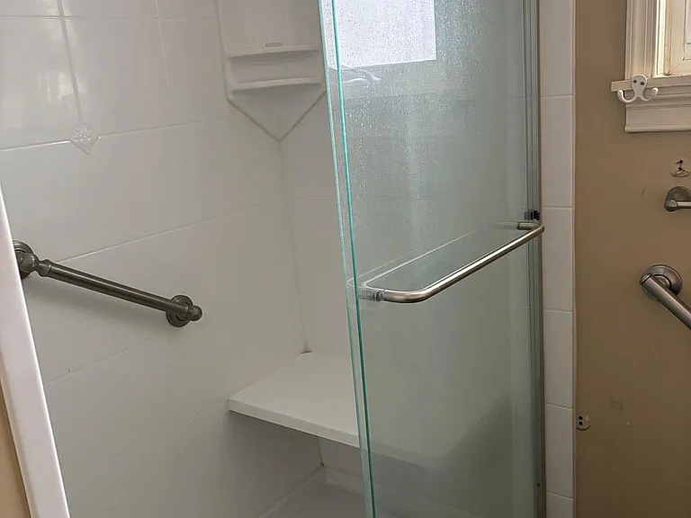 613 E Orange St #1 — Photo 9