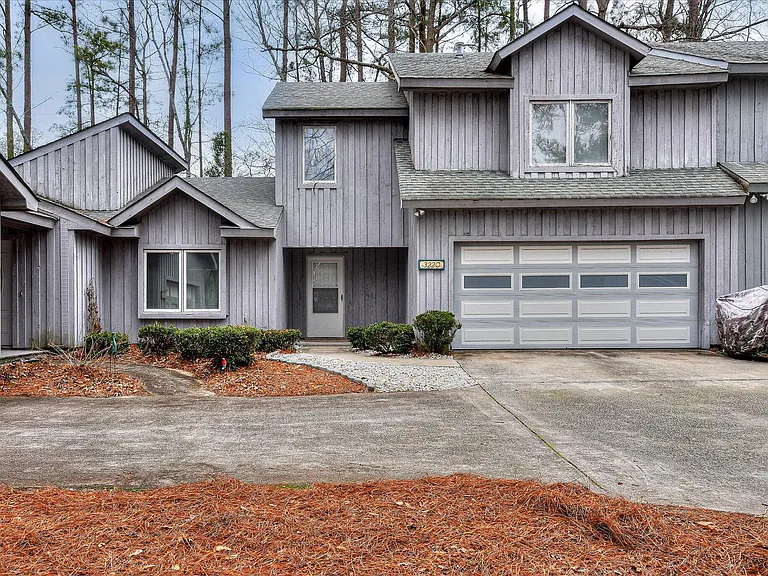 3220 Summerchase Cir — Photo 1