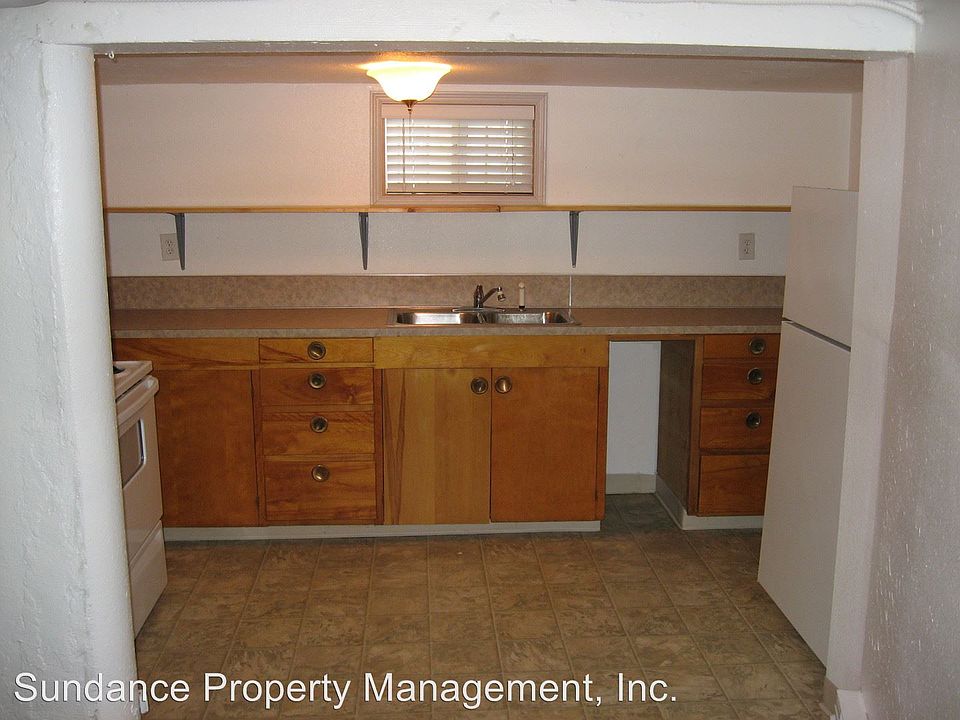 2nd image of 1621 SE Cesar E Chavez Blvd APT B