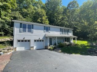 21 Pima Ct, Ringwood, NJ 07456