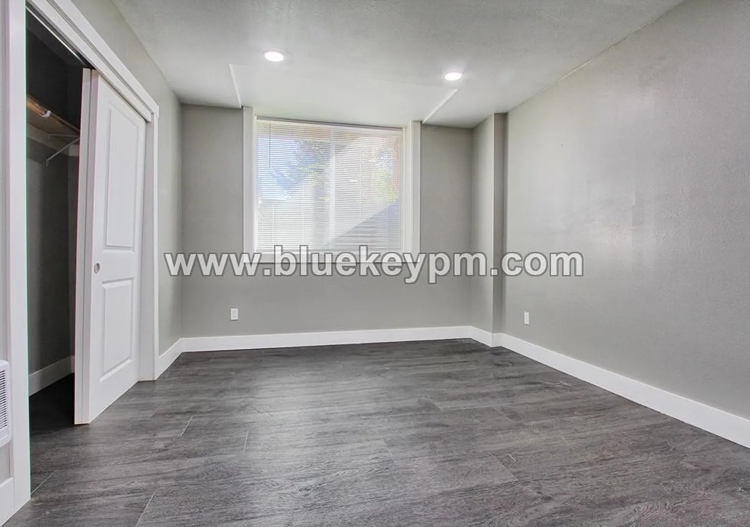 2 Bedrooms, 1 Bathroom Lower Level Apartment in Vancouver — Photo 3