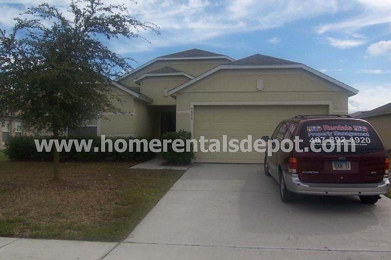 1st image of 4604 Woodford Dr