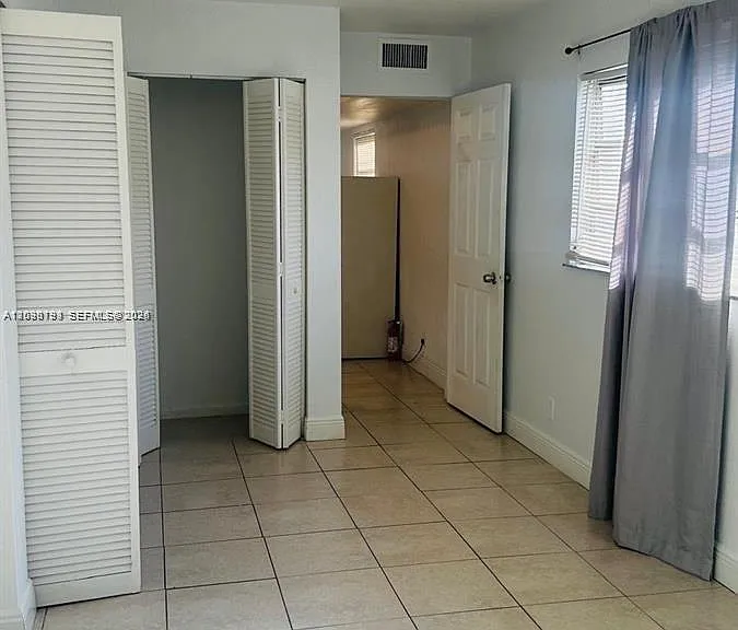 1321 NW 50th Ave #A — Photo 2