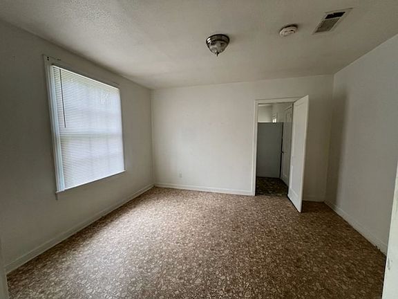 3rd image of 1003 Marvin Ave