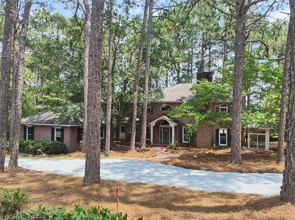 11 Abington Dr, Pinehurst, NC 28374