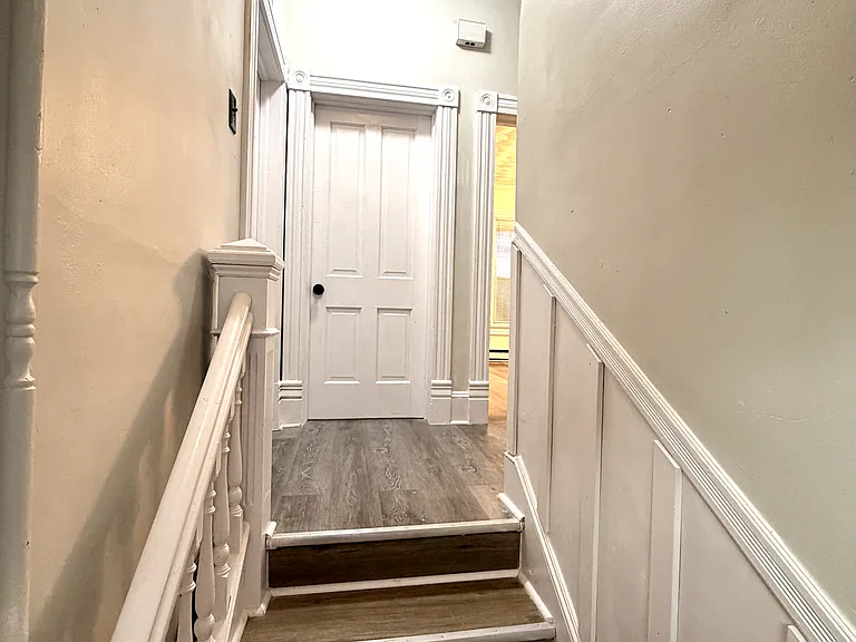 129 Poplar Ave — Photo 12