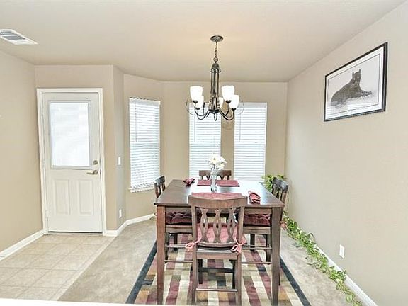 5th image of 129 Saint Marys Dr