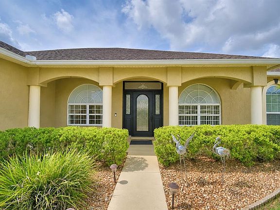3rd image of 112 Waterview Cir