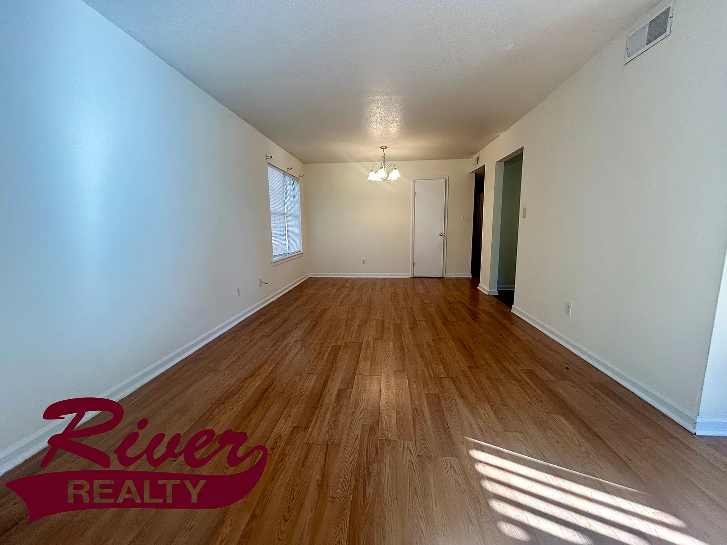 3091 Parrish Rd — Photo 3