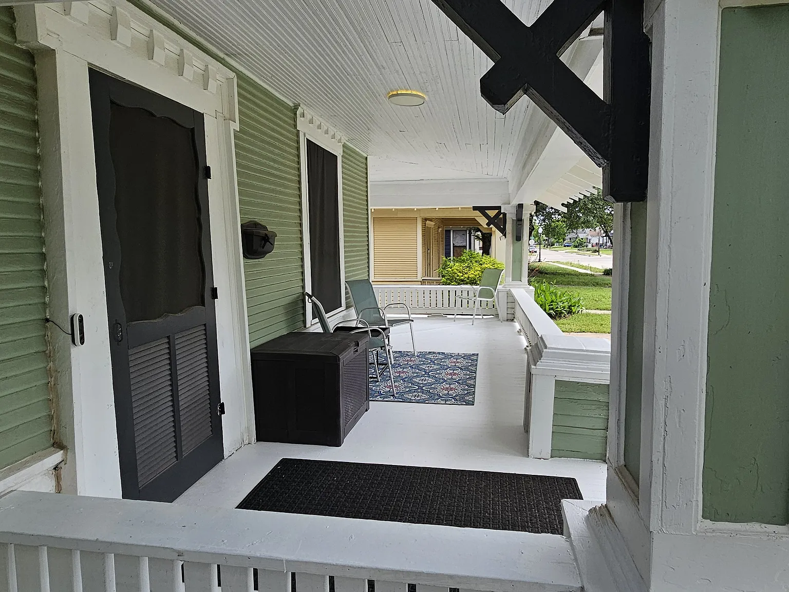 2 bed, 1600 sqft, $2,800 — Photo 3