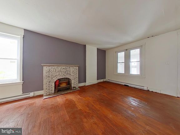 5th image of 6317 N Beechwood St