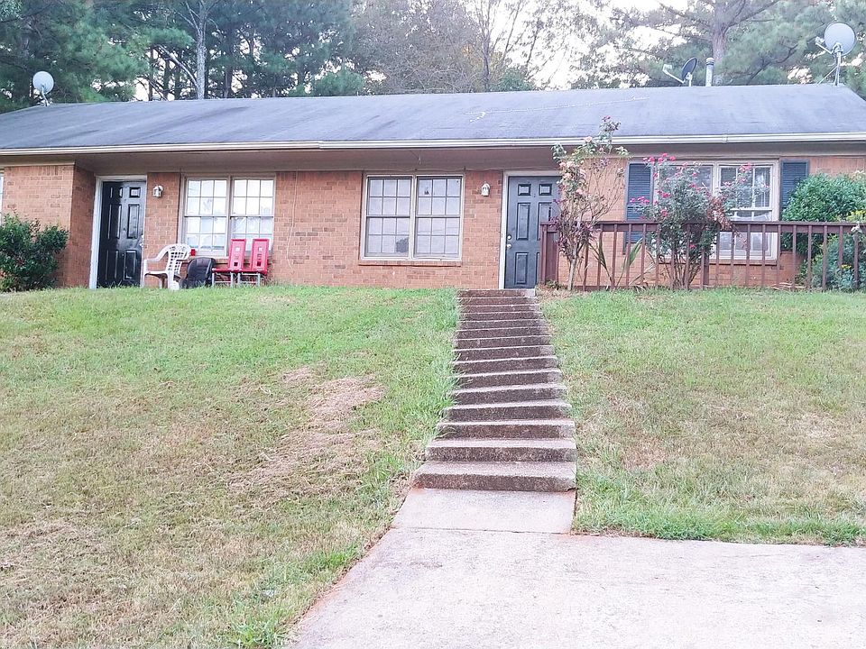 2nd image of 362 Lexington Dr #362
