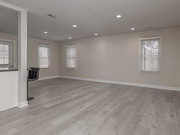 5th image of 39285 N Garnett Ave