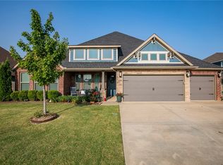 1261 Hope St, Centerton, AR 72719