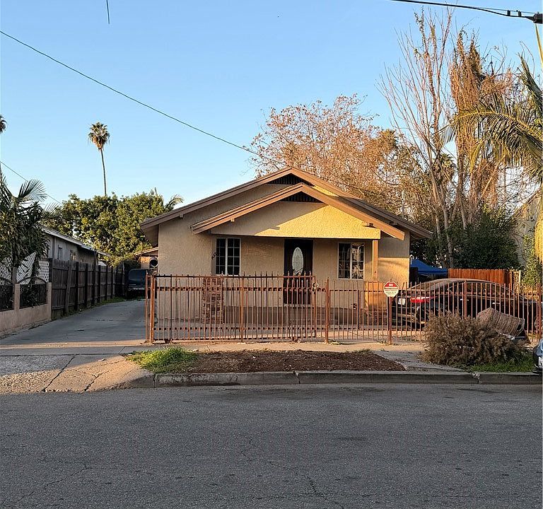 1st image of 435 W Almond St